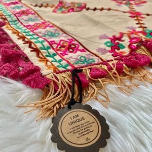 NWT Boho Embroidered Shawl Throw Multipurpose Wrap